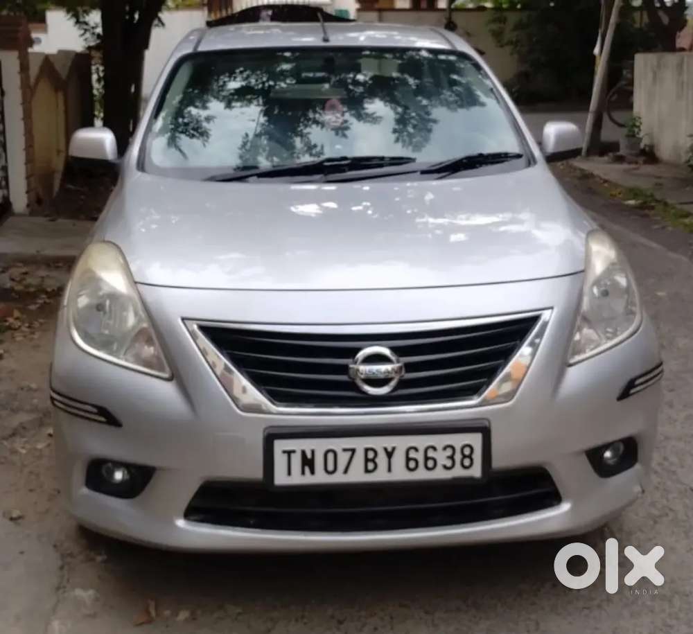 Automatic Nissan Sunny Petrol