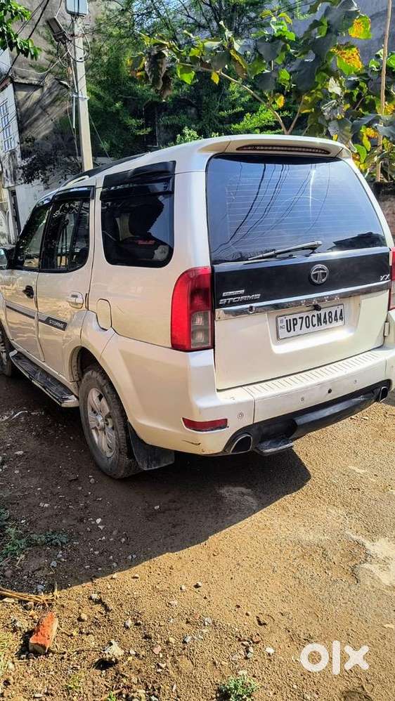 Tata Safari Storme 2014 Diesel Well Maintained