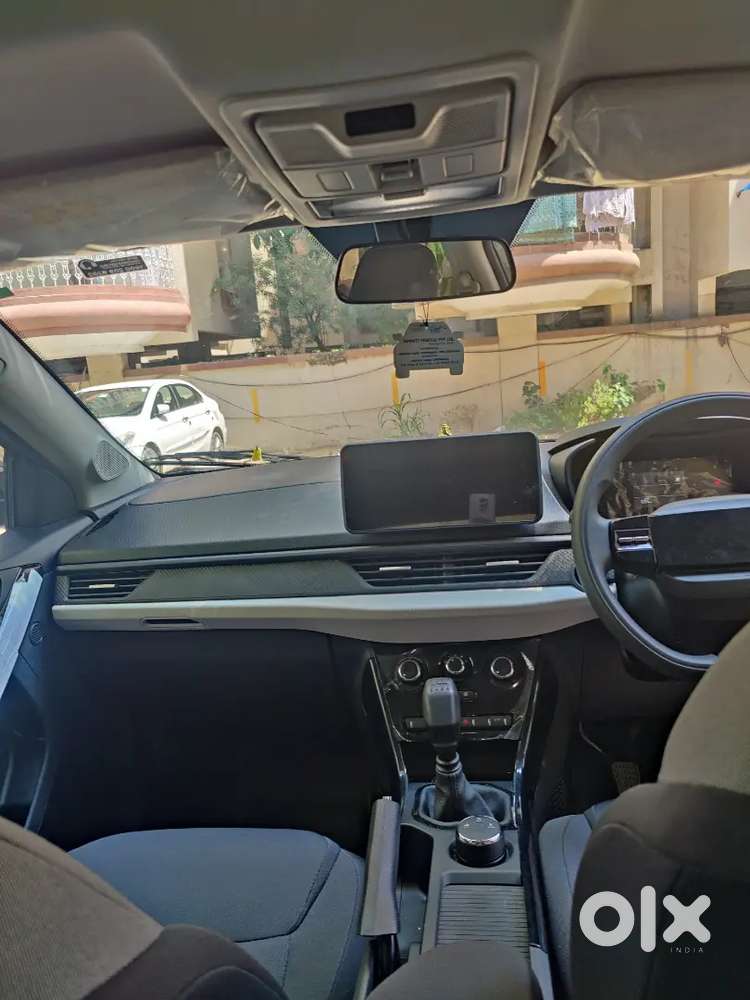 Tata Nexon Brand New Car, 1300kms