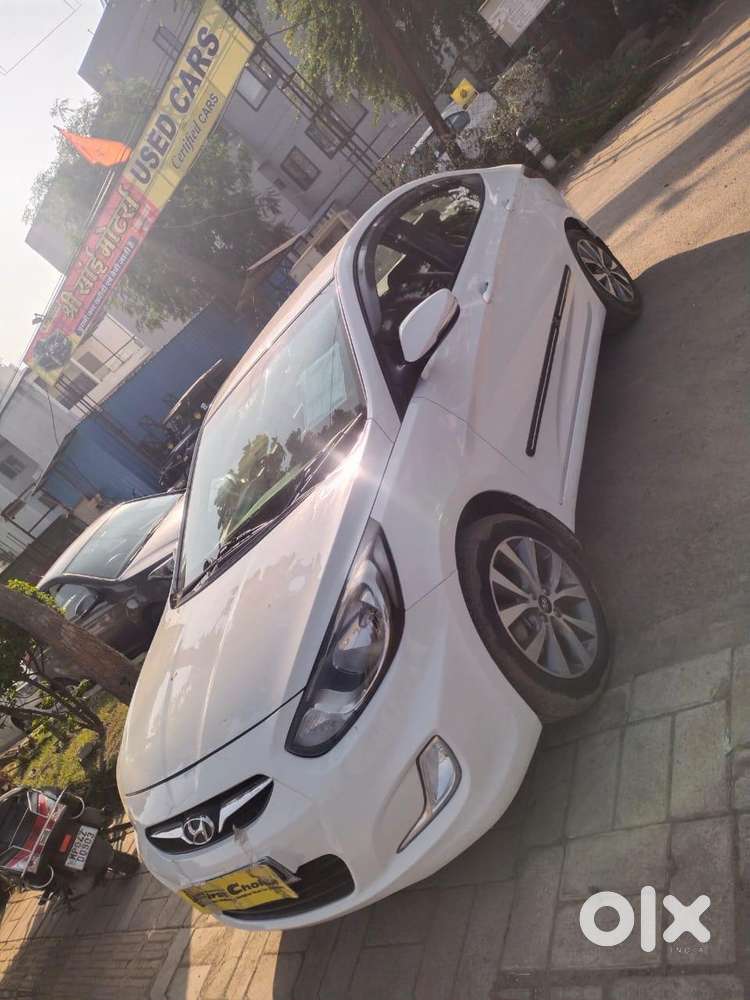Hyundai Verna Fluidic 1.6 Crdi Sx, 2015, Diesel