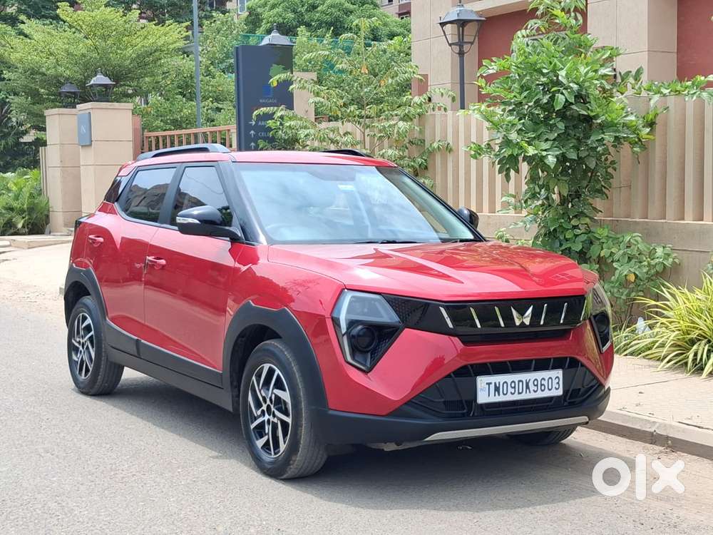 Mahindra Xuv 3xo Ax5 Pm Mt, 2025, Petrol