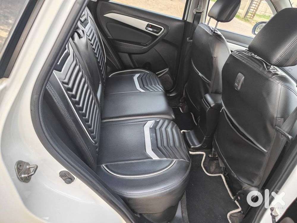 Maruti Suzuki Brezza 1.5 Zxi Plus Smart Hybrid Dual Tone, 2022, Petr..