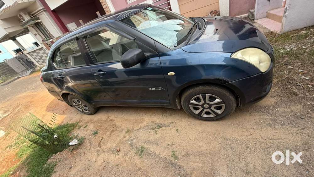 Maruti Suzuki Dzire 2009 Petrol 139000 Km Driven
