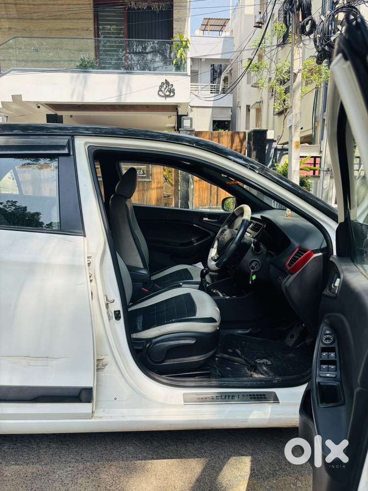 Hyundai I20 Sportz Plus Dual Tone, 2020, Petrol