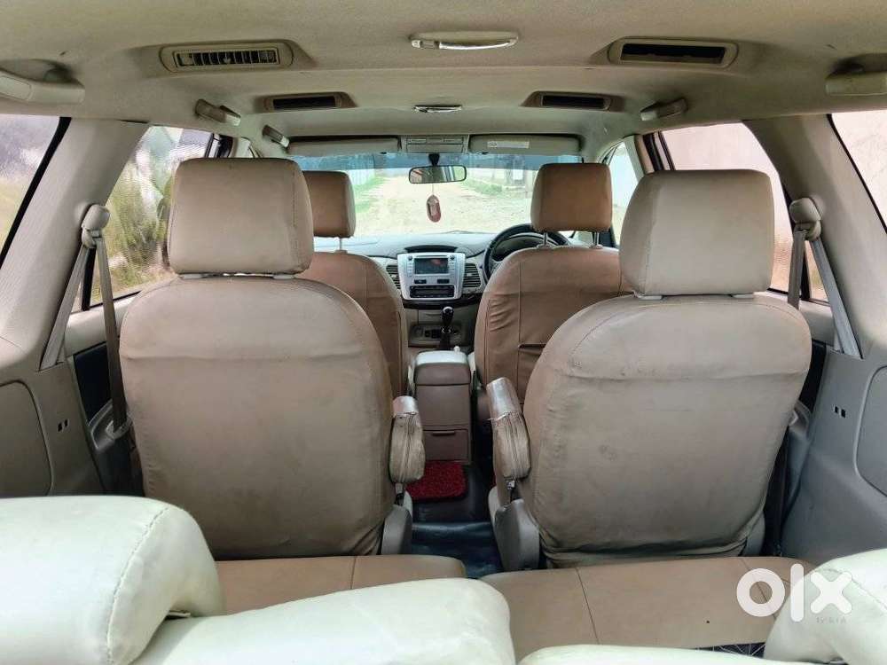 Toyota Innova 2.5 V 7 Str, 2012, Diesel