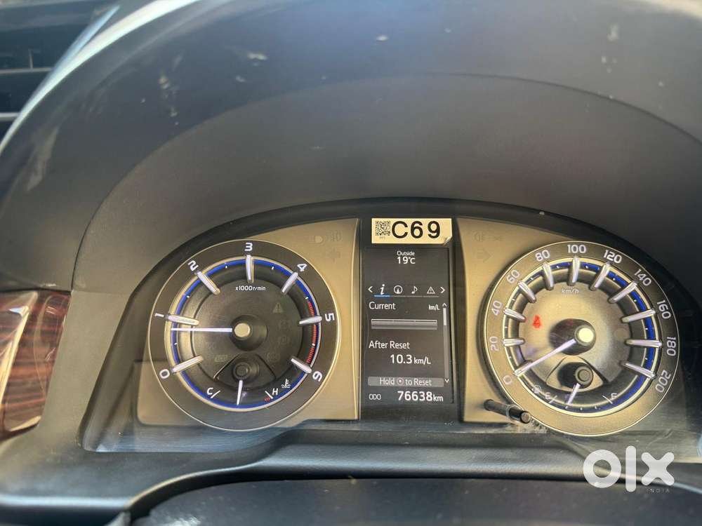 Toyota Innova Crysta 2.4 Z 7 Str, 2018, Diesel