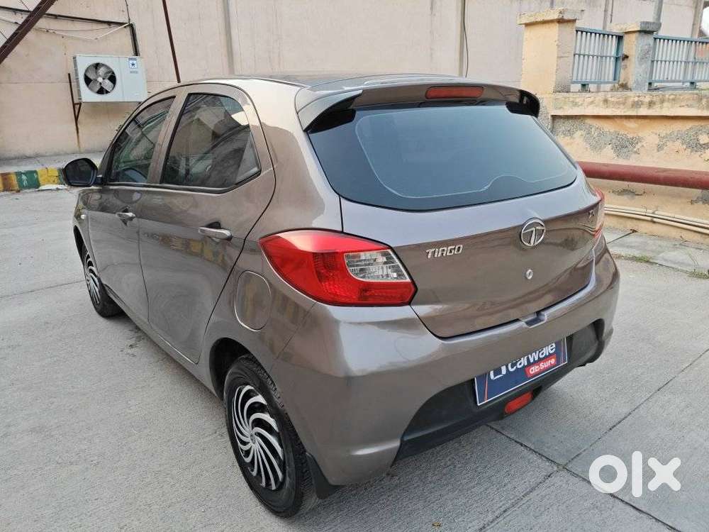 Tata Tiago 1.2 Revotron Xm, 2017, Petrol