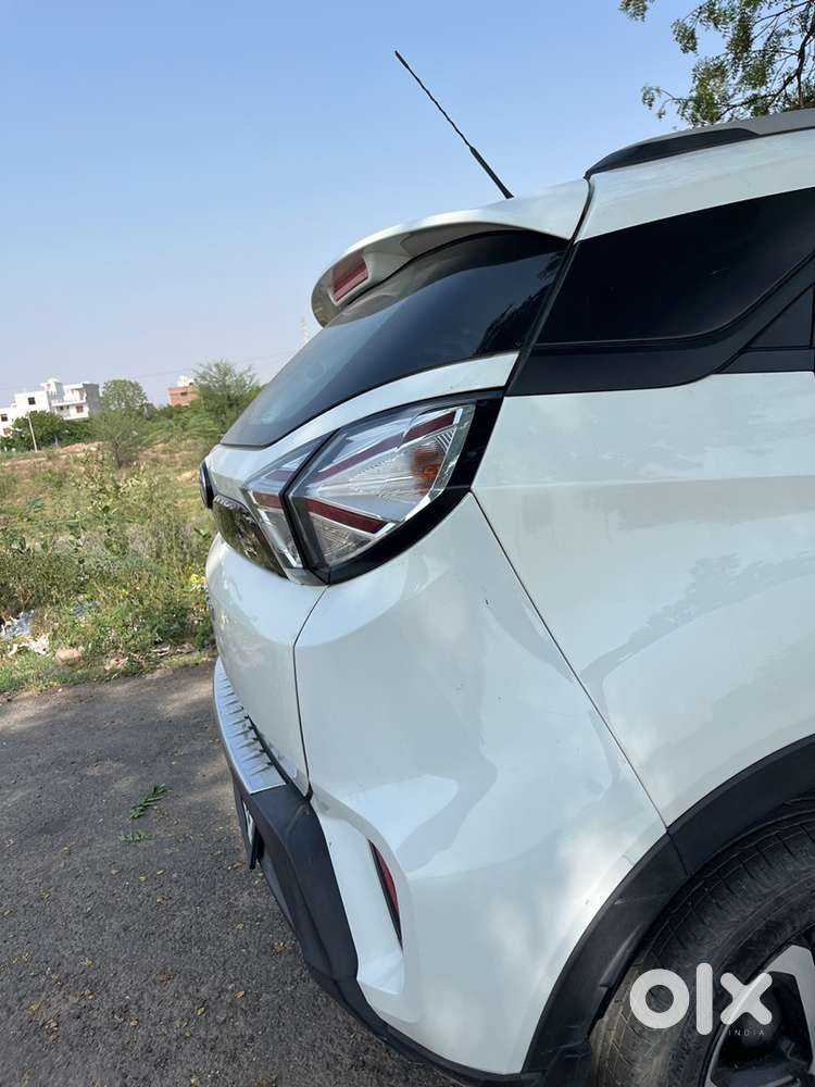 Tata Nexon Xm 10/2023 With Agency Alloy