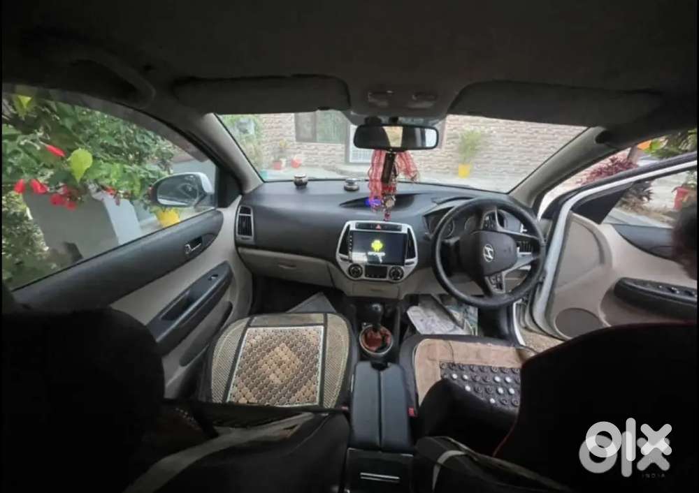 Hyundai I20 Petrol Manual 2016