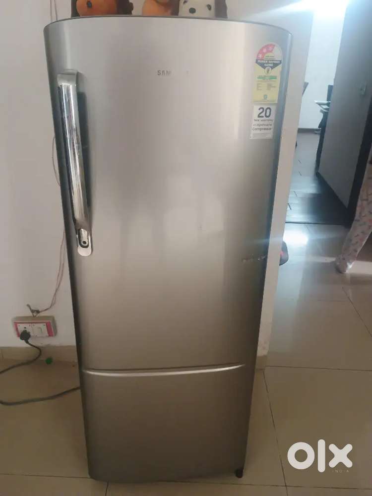 2 year old 223 litres  samsung Refrigerator under warranty.