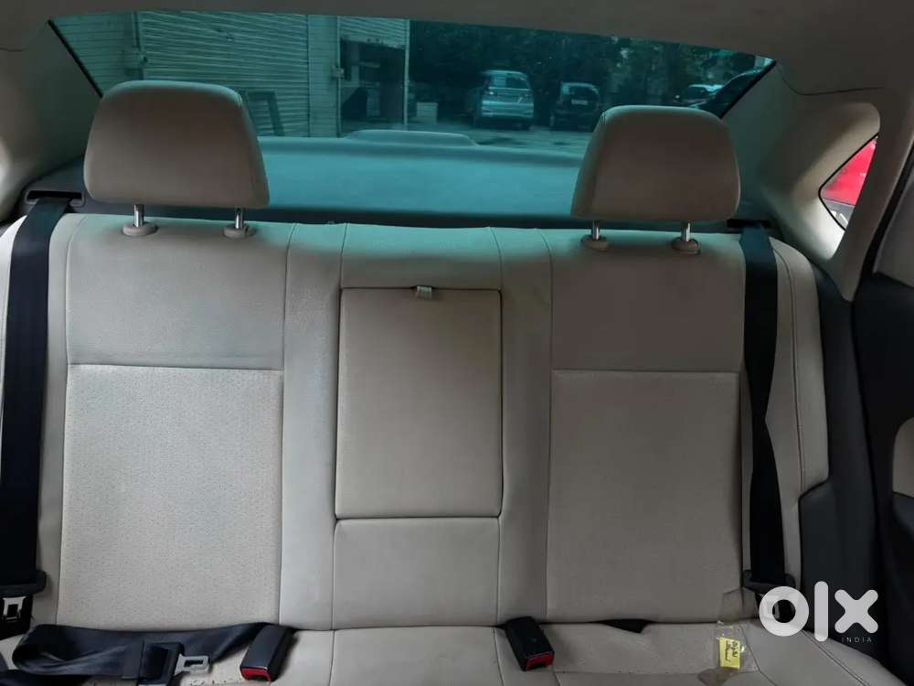 Volkswagen Vento Highline 2014