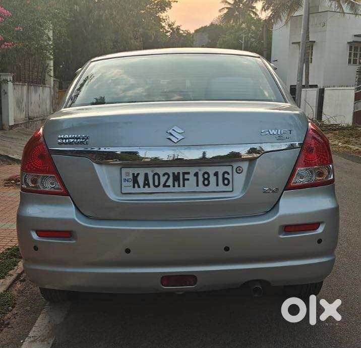Maruti Suzuki Swift Dzire 1.2 Zxi Bsiv, 2011, Petrol