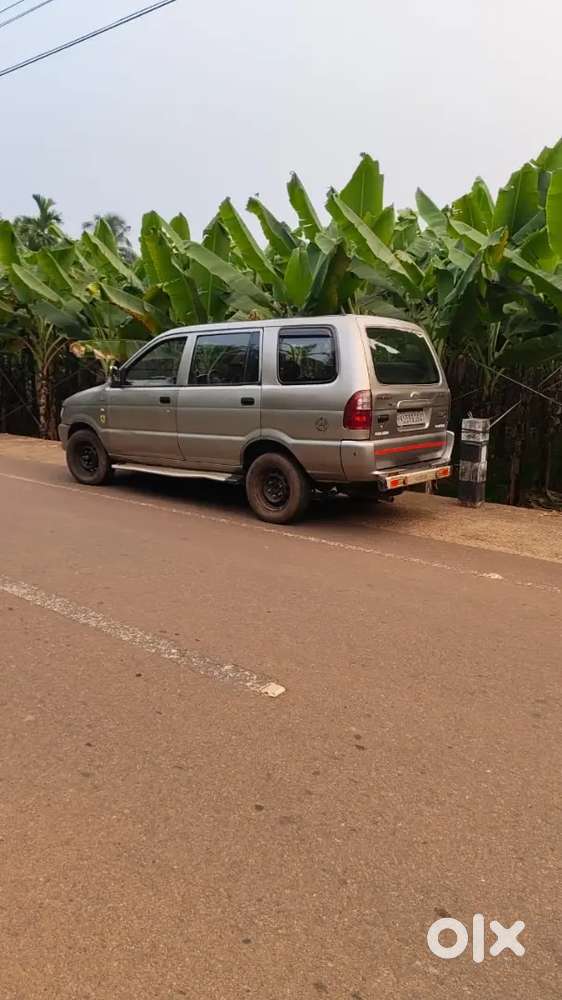 Chevrolet Tavera Neo 2008
