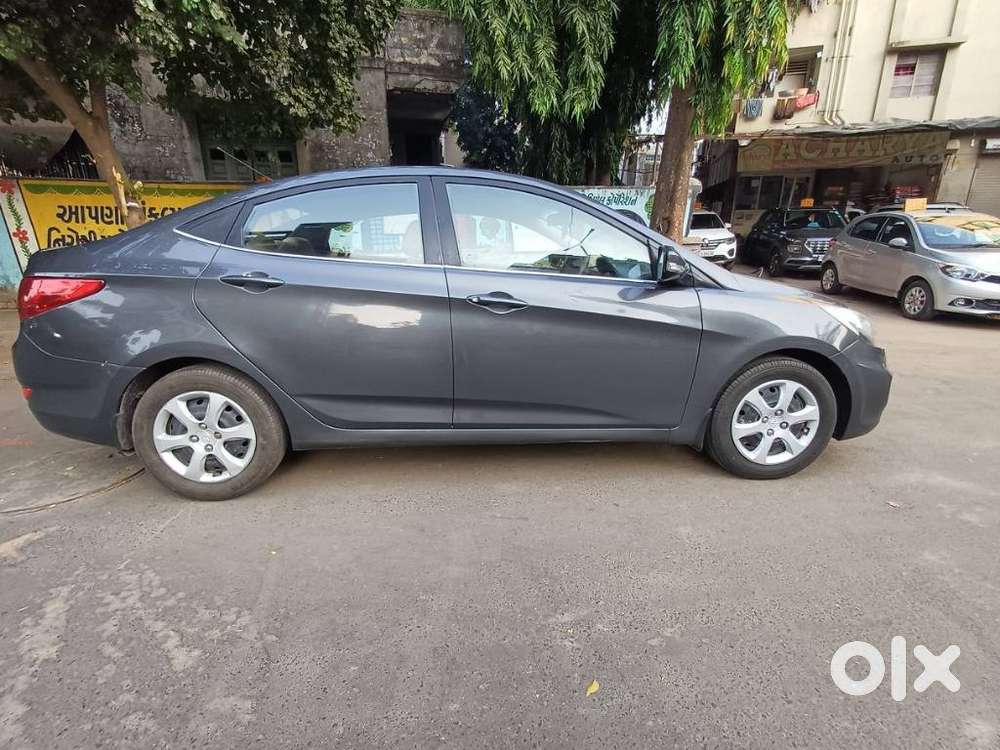 Hyundai Verna 1.6 Ex Vtvt, 2012, Petrol