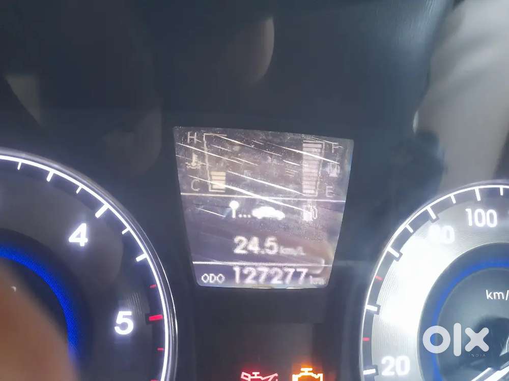 Hyundai Verna 1.6 Sx Crdi 2013 Fluidic, Negotiable.