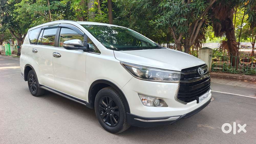 Toyota Innova Crysta Touring Sport 2.4 Mt, 2017, Diesel