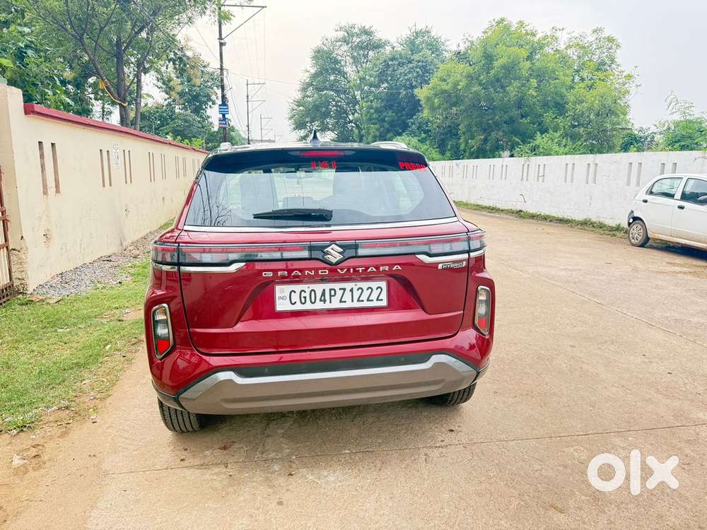 Maruti Grand Vitara Hybrid 2024