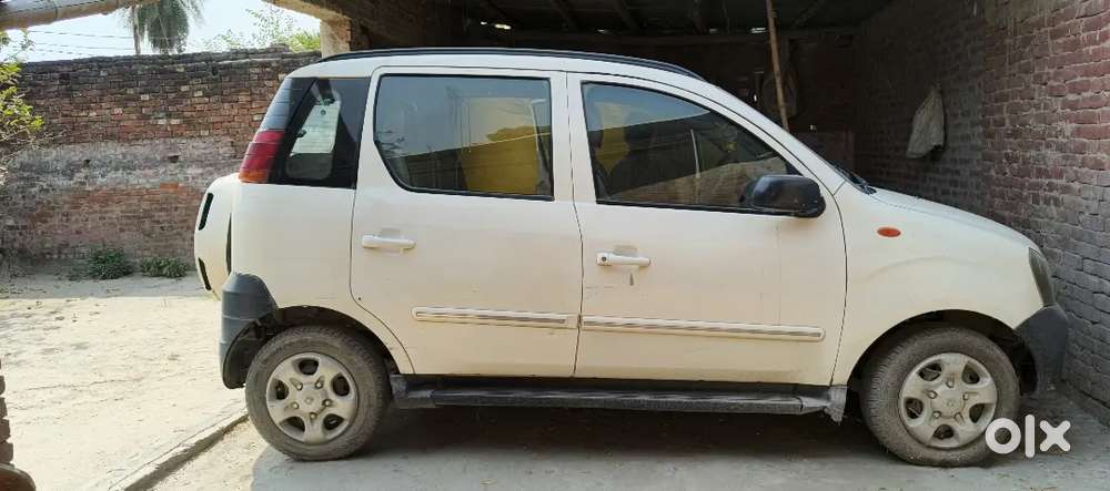 Mahindra Quanto 1.5 C6 2013