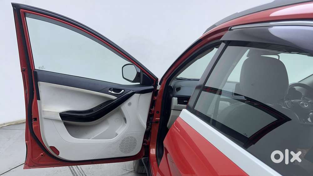 Tata Nexon 1.5 Revotorq Xza Plus S Amt, 2021, Petrol