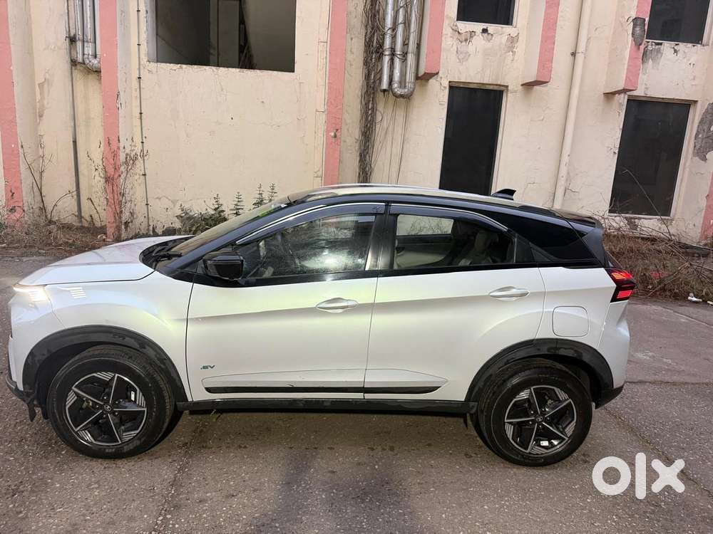 Tata Nexon Ev Empowered Plus Lr, 2024, Electric