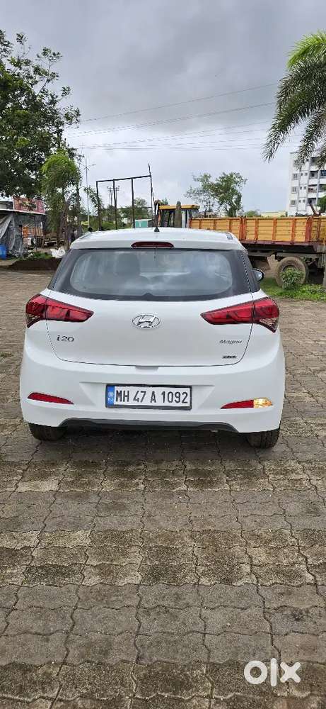 Hyundai I20 Magna Petrol 2015