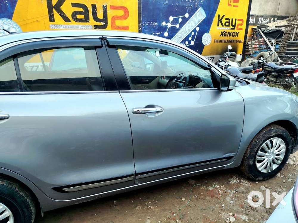 Maruti Suzuki Dzire 1.2 Vxi, 2022, Petrol