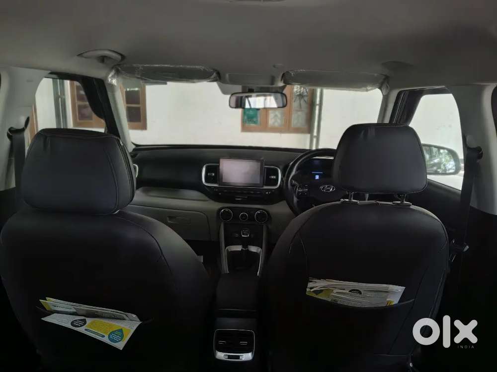 Hyundai Venue 2024 Diesel 37000 Km Driven