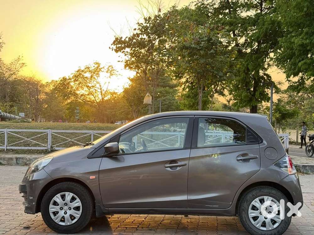 Honda Brio 2013 Petrol Well Maintained