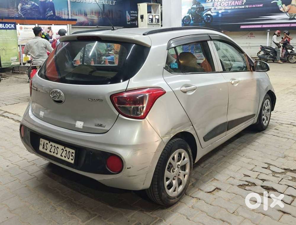Hyundai Grand I10 Sportz Dual Tone 1.2 Vtvt, 2018, Petrol