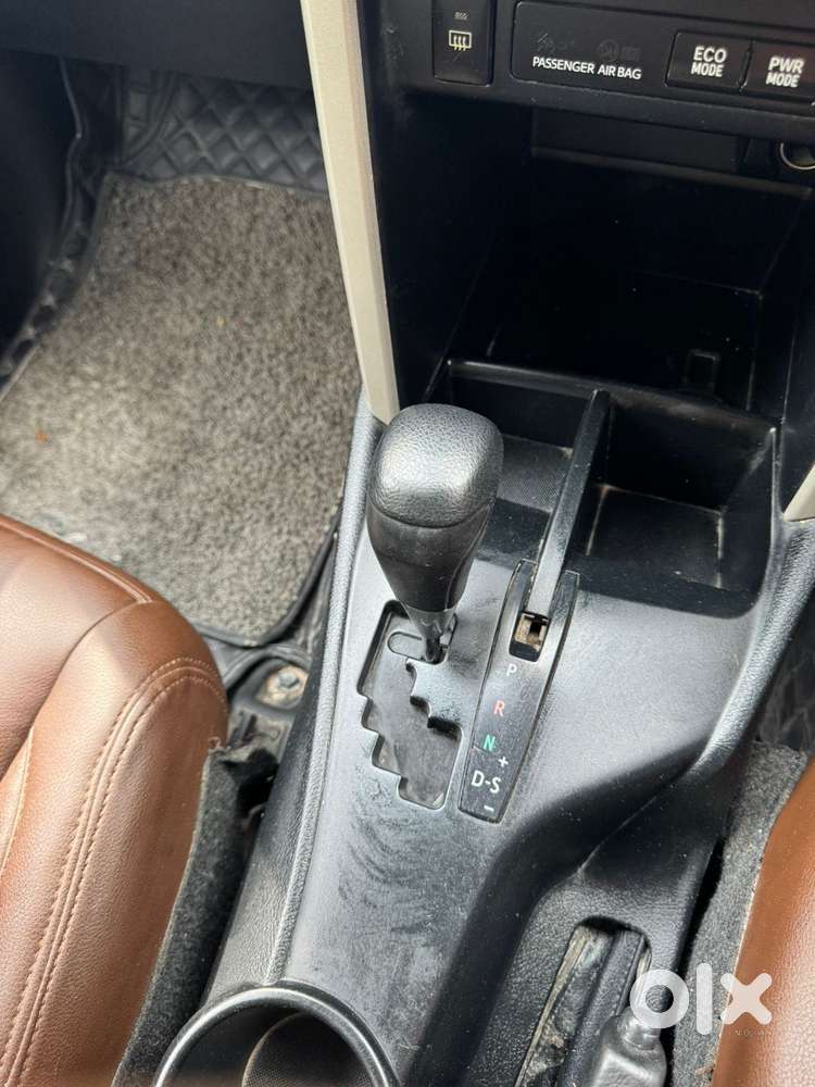Toyota Innova Crysta 2.8 Gx At 7 Str, 2017, Diesel