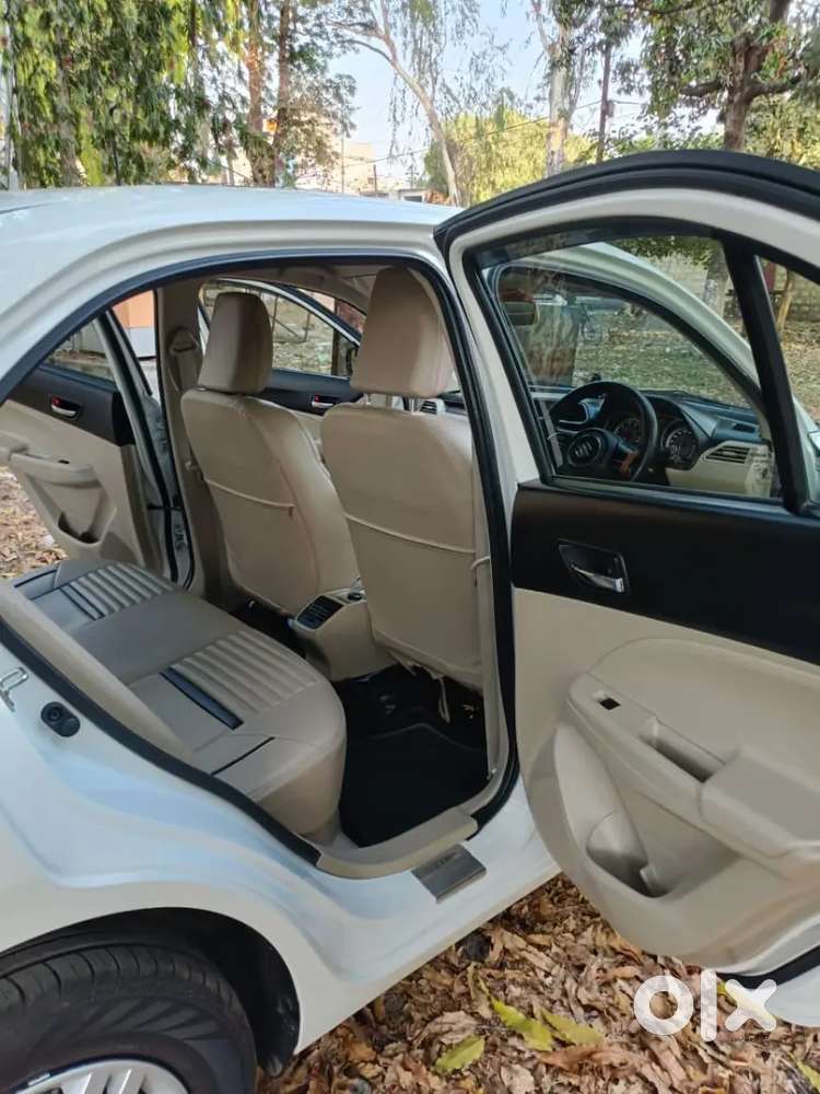 Very Good Condition And Commercial Vehicle Urgent Bechna Hai