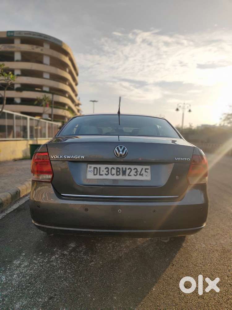 Volkswagen Vento 1.2 Tsi Highline Plus At, 2013, Petrol