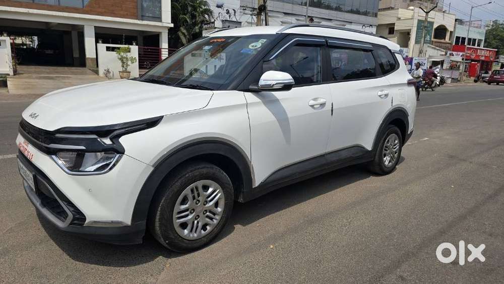 Kia Carens 1.5 Prestige 7 Str, 2023, Petrol