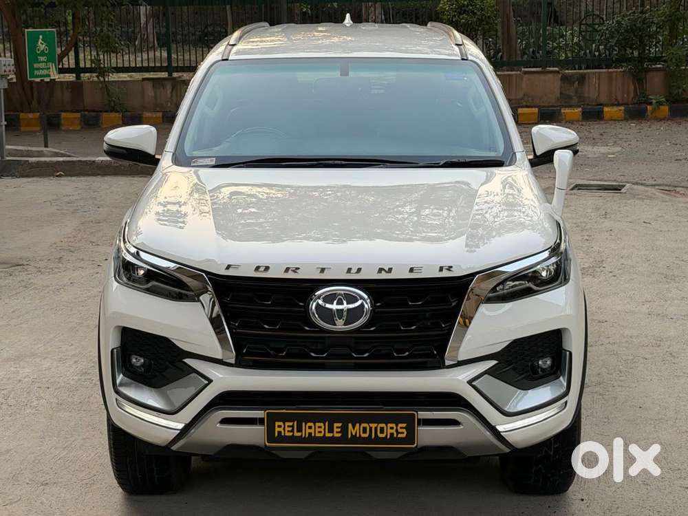 Toyota Fortuner 4x2 At 2.7 Petrol, 2022, Petrol