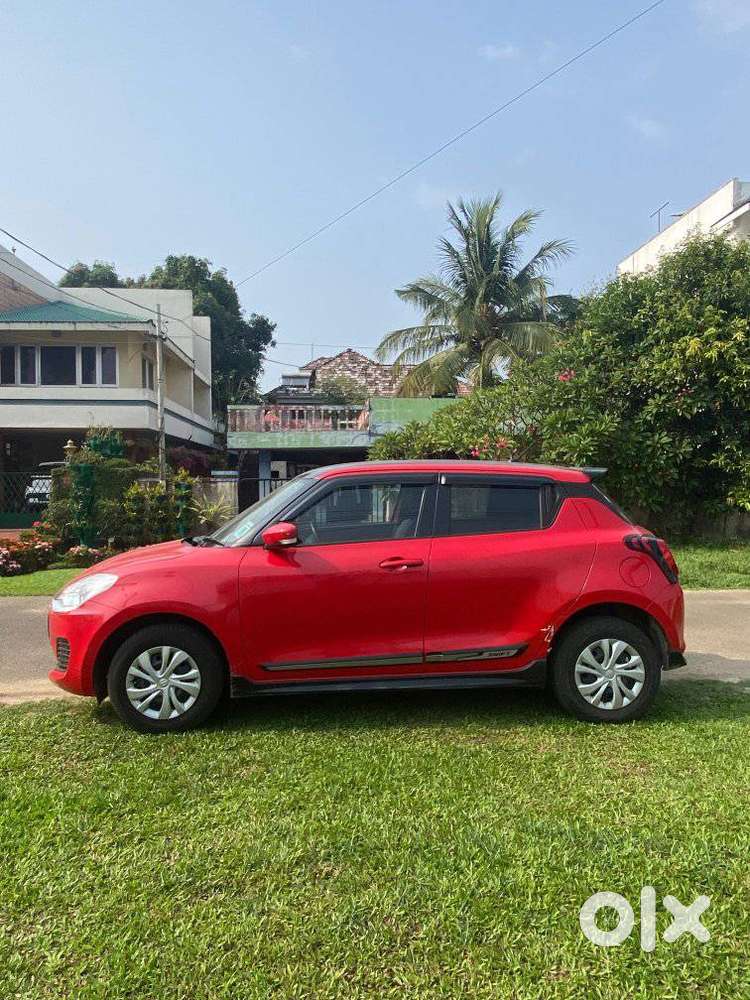 Maruti Suzuki Swift Vxi 1.2 Abs Bs-iv, 2022, Petrol