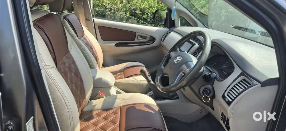 Toyota Innova. 2014. 1st Owener