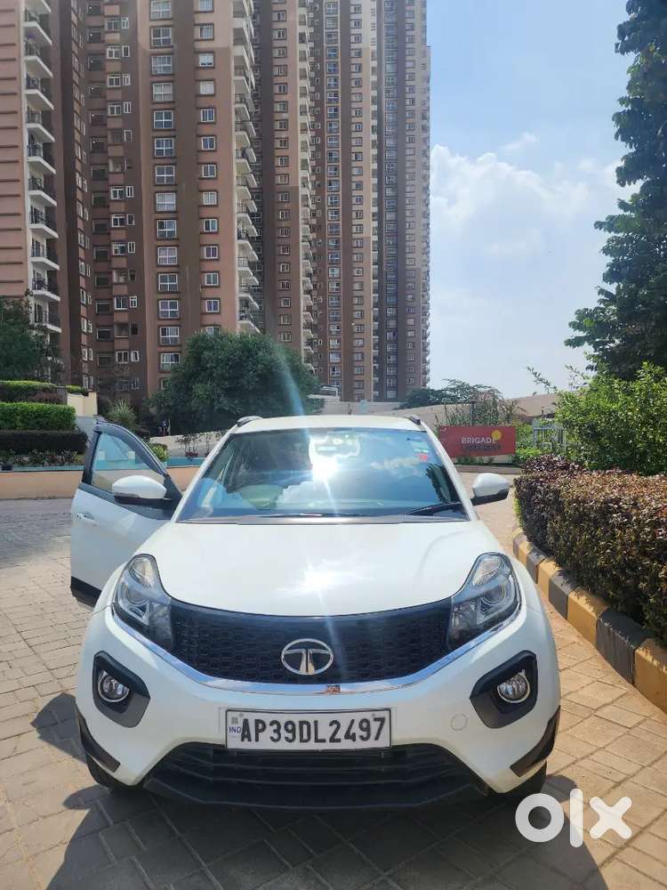 2019 Tata Nexon Xz Plus Petrol Docter Driven Ap Registration 42k Kms