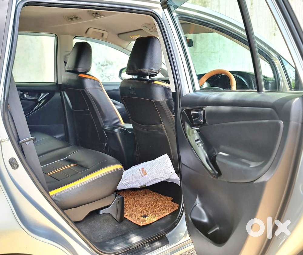 Toyota Innova Crysta 2.4 Gx Limited Edition 8 Str, 2017, Diesel