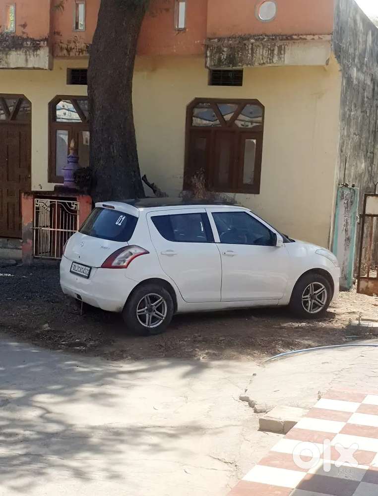 Maruti Suzuki Swift Vxi 2013/14
