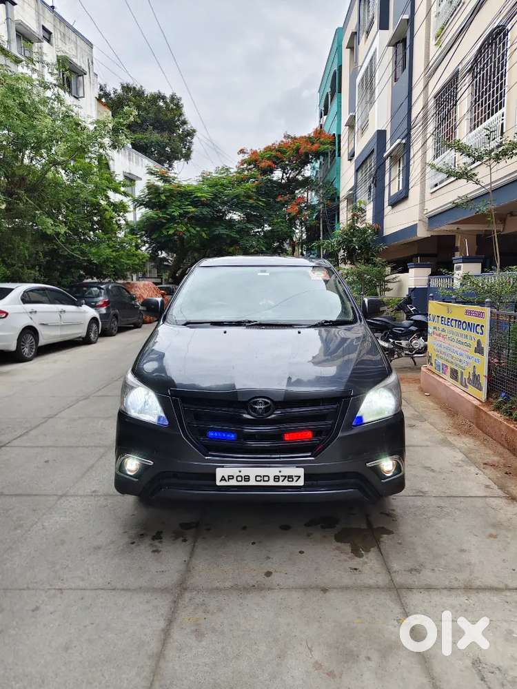 Toyota Innova Diesel 2011 2nd Owner