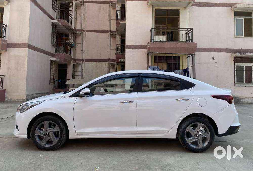 Hyundai Verna 1.5 Sx Diesel At, 2022, Diesel