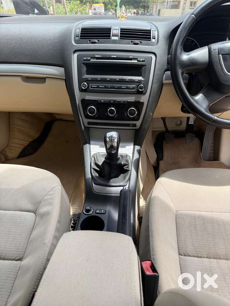 Skoda Laura Elegance 1.9 Tdi Mt, 2009, Diesel