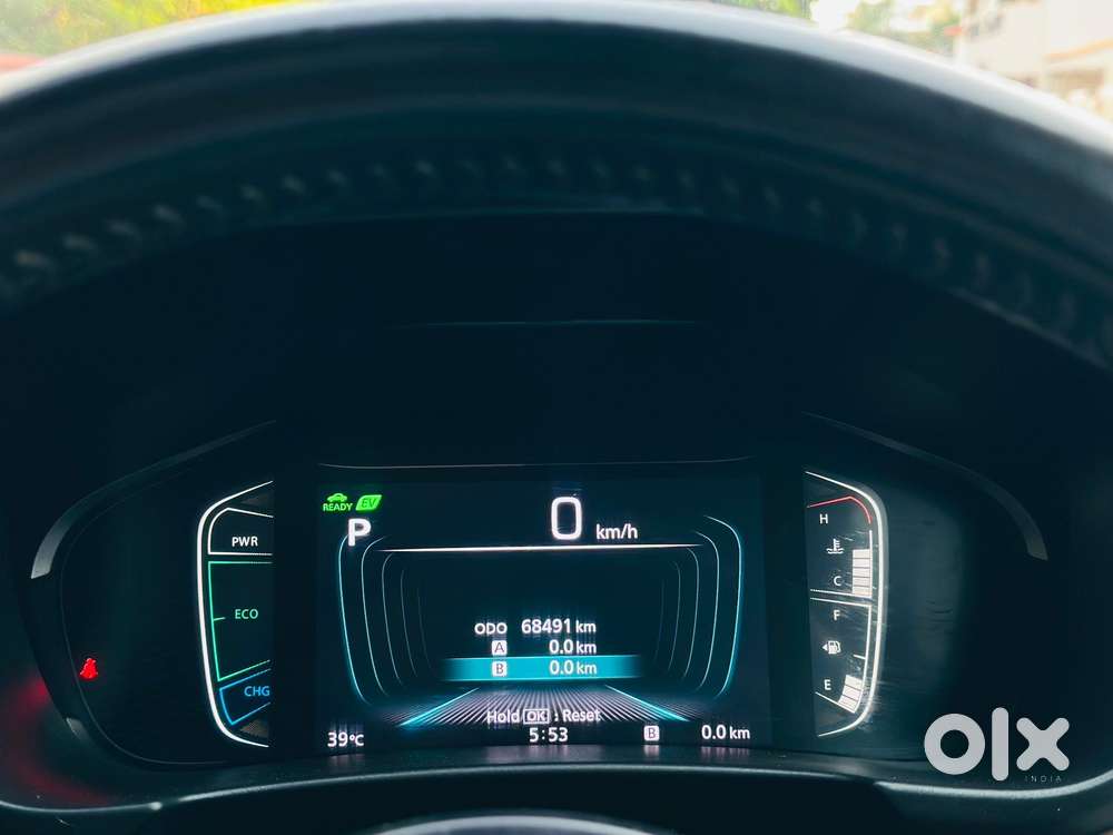 Toyota Urban Cruiser Hyryder 1.5 V Hybrid, 2023, Cng & Hybrids