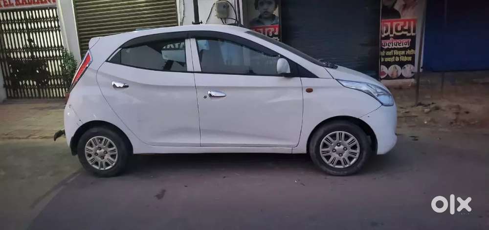 Yah Yon Mujhe Sel Karna Hai Bahut Argent 5 Tyre New Hai Ekadam Engine