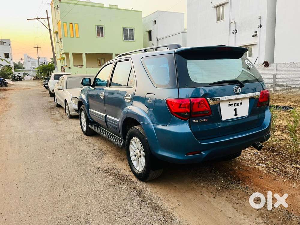Toyota Fortuner 3.0 4x2 Mt, 2012, Diesel