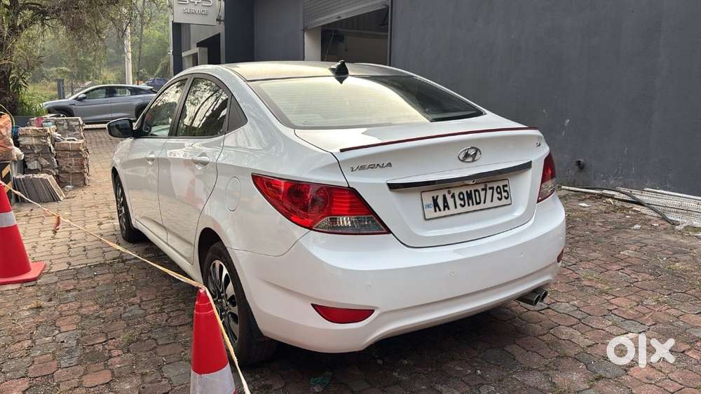 Hyundai Fluidic Verna 2014 Petrol Good Condition