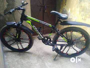 Black hawk online cycles