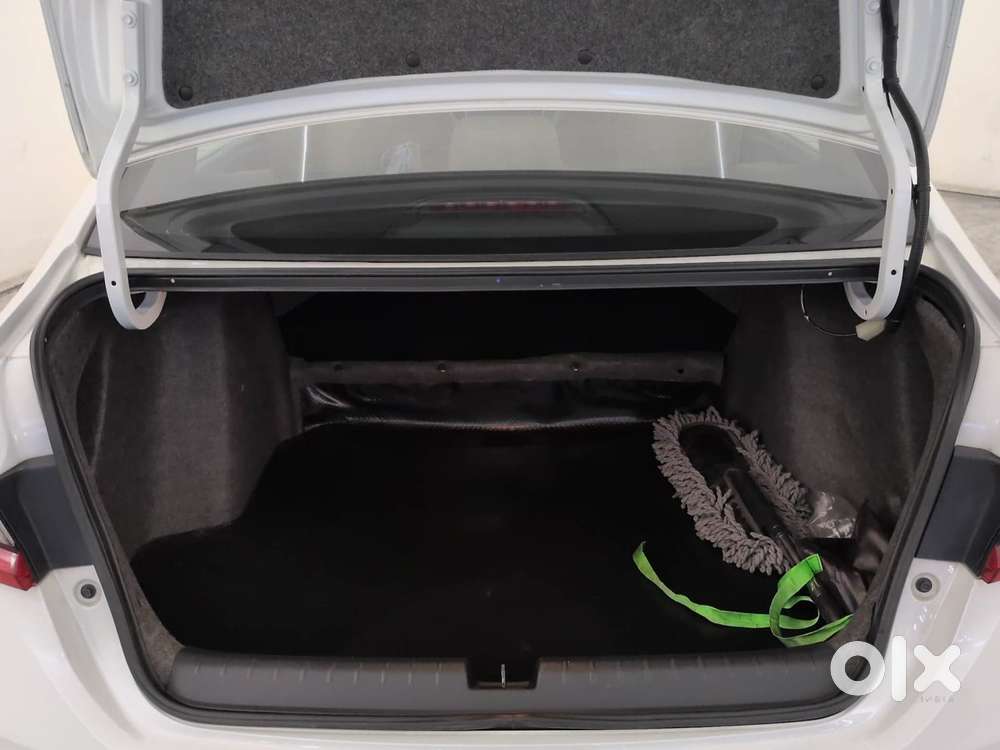 Honda City 1.5 V Mt, 2024, Petrol