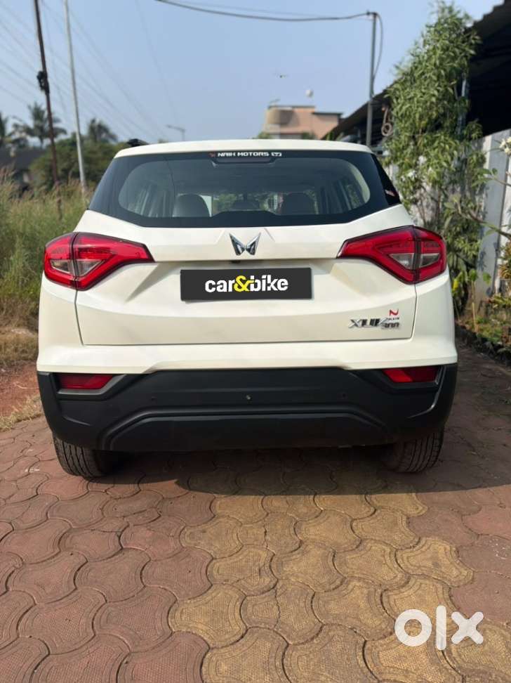Mahindra Xuv300 W4, 2023, Petrol