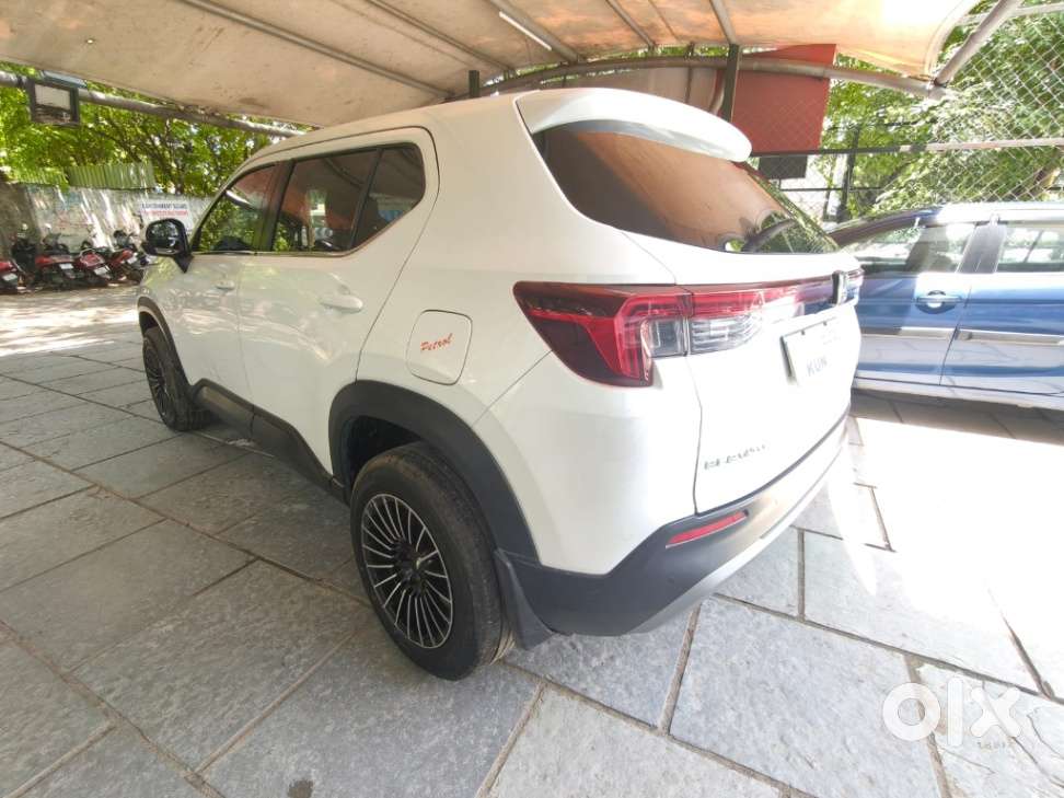 Honda Elevate V Mt, 2023, Petrol